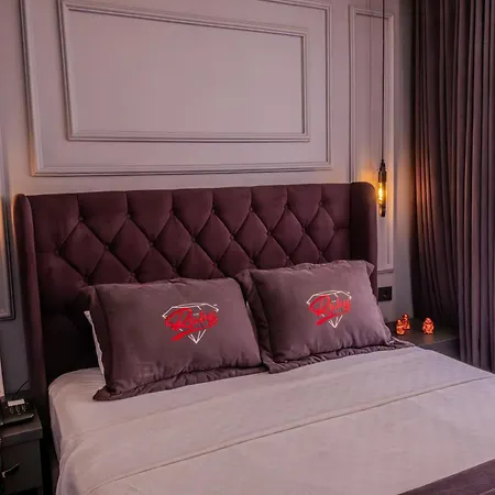 Ruby Hotel 2*