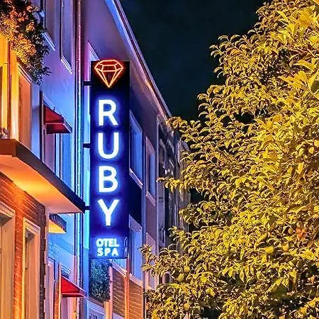 Ruby Hotel 2*
