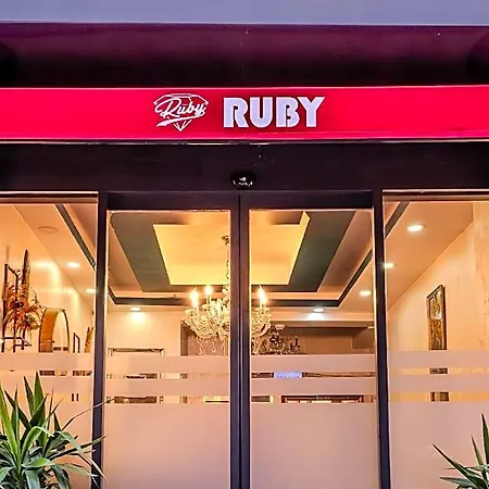 Ruby Hotel